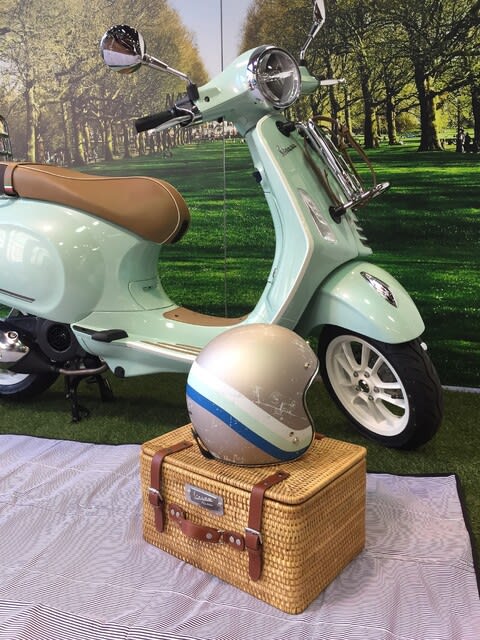 新車】特別仕様車 Primavera 150 Pic Nic - VESPA ICHIKAWA 新車】特別仕様車 Primavera 150 Pic Nic - VESPA ICHIKAWA