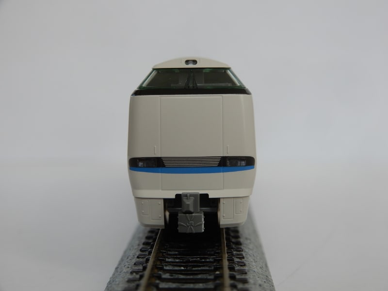 KATO 683系4000番台「サンダーバード」(リニューアル車) 入線 KATO 683系4000番台「サンダーバード」(リニューアル車) 入線
