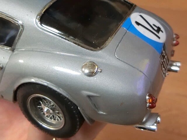 1/24グンゼ改造 フェラーリ250GT SWB 完成！ - sportscar graphic