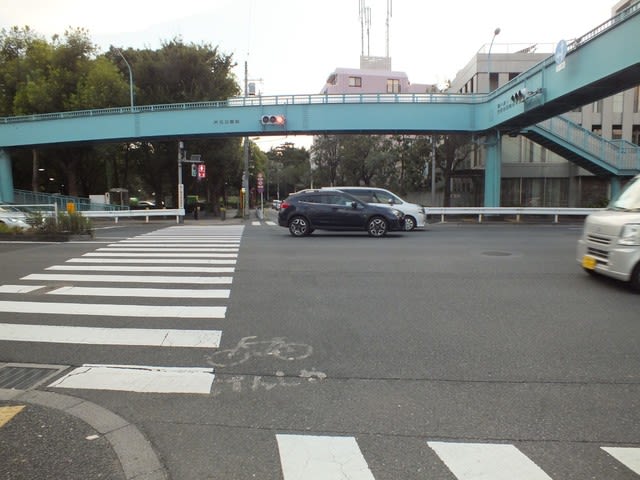 環八・千歳台交差点横断歩道設置の改善案を提起します - 葵から菊へ＆東京の戦争遺跡を歩く会The Tokyo War Memorial Walkers