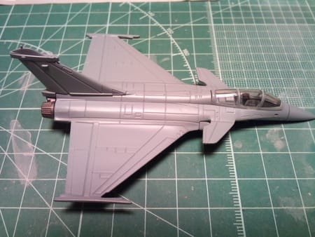 20年越しの大人気!? フランス戦闘機「ラファール」需要増えすぎ