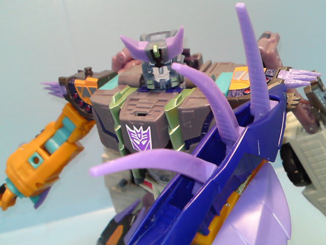 TFギャラクシーフォース リーダークラス マスターメガトロンを TFギャラクシーフォース リーダークラス マスターメガトロンを