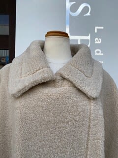 PASSIONEパシオーネ☆ボアショートポンチョコート - 甲府市の PASSIONEパシオーネ☆ボアショートポンチョコート - 甲府市の