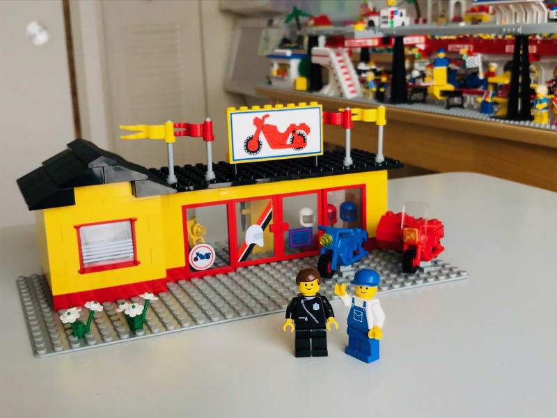 ☆LEGO街シリーズ#6373【Motorcycle Shop】(和名:モーター ☆LEGO街シリーズ#6373【Motorcycle Shop】(和名:モーター