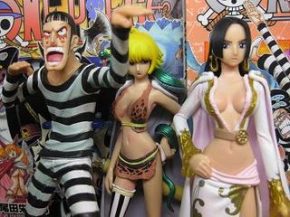 ワンピースフィギュア　プライズ品まとめ売り(2010年~2012年12点)他2点 ワンピースフィギュア プライズ品まとめ売り(2010年~2012年12点