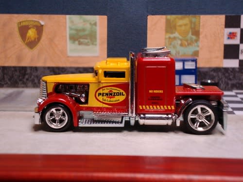 Convoy Custom @Hotwheels - Kabane Garage