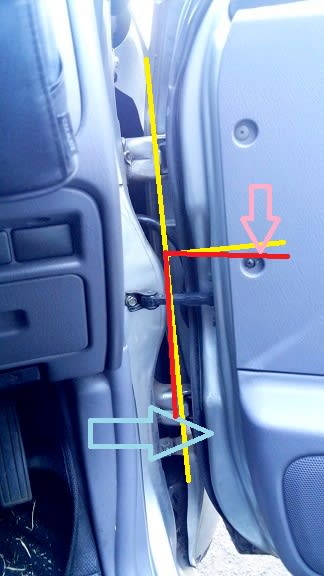 ダットサントラックD22の、ドア下がり修理 - 帆∞翼（セイル