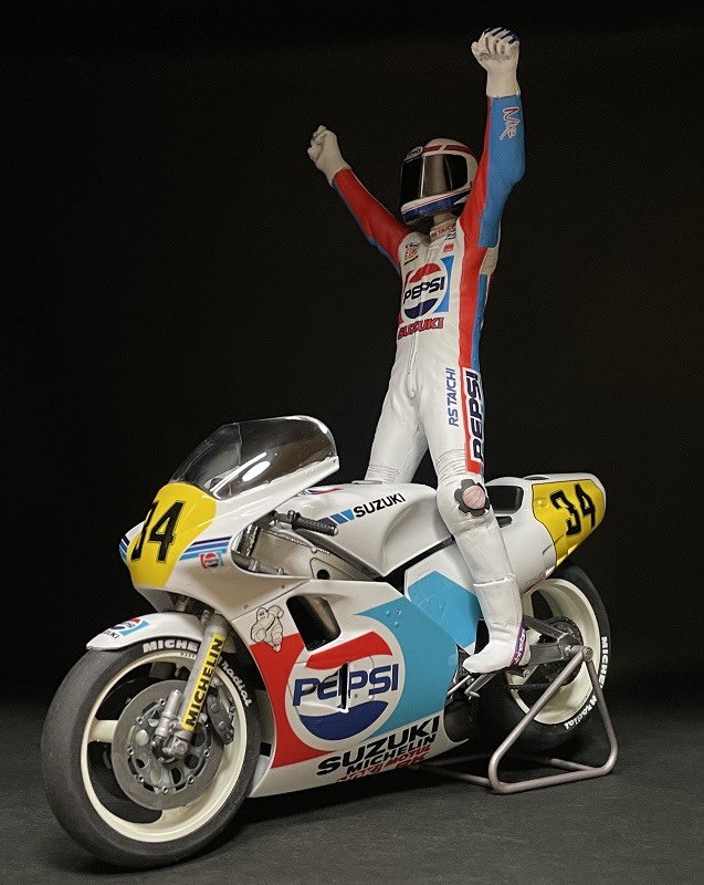 人気の新作 スズキ ペプシ 1/12 フジミ RGV-Γ＋シュワンツ 製作 フィギュア オートバイ・バイク