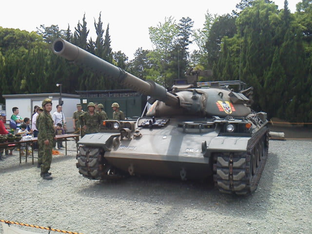 第8師団陸上自衛隊北熊本駐屯地記念行事に行ってきました 第8師団陸上自衛隊北熊本駐屯地記念行事に行ってきました