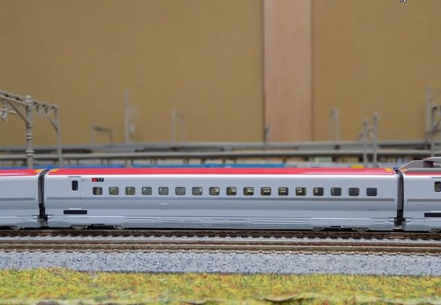 KATOの10-1136/1137E6系秋田新幹線「スーパーこまち KATOの10-1136/1137E6系秋田新幹線「スーパーこまち