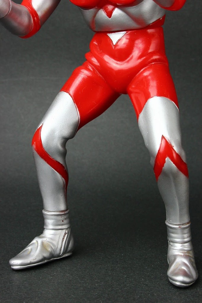 スタンダード リアルファイティングウルトラマン - 城西ドンガルドン