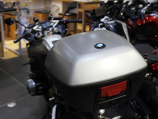 R1200RSにトップケースをつけました。 - モトラッド八千代ブログ