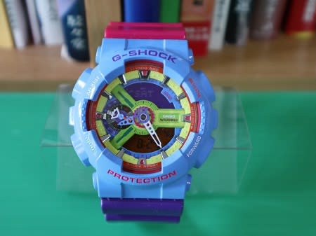 CASIO G-SHOCK 「 GA-110F-2JR MAN BOX フィギュア付き 中野 CASIO G-SHOCK 「 GA-110F-2JR MAN BOX フィギュア付き 中野