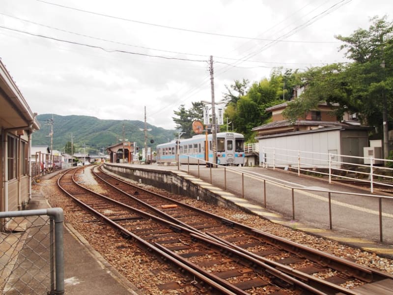 穴吹駅 JR四国）徳島線 - 観光列車から！ 日々利用の乗り物まで