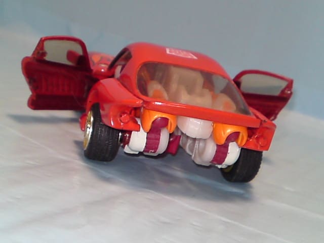 TFカーロボット デラックスクラス スーパースピードブレイカーを TFカーロボット デラックスクラス スーパースピードブレイカーを