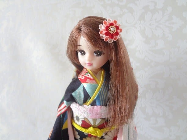 浴衣にも使える リカちゃんサイズのつまみ細工髪飾り - nunonoにっき 浴衣にも使える リカちゃんサイズのつまみ細工髪飾り - nunonoにっき
