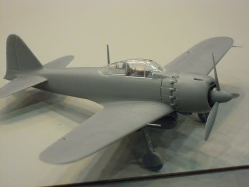 タミヤ1/48一式陸上攻撃機11型 山本長官搭乗機 (人形17体付き タミヤ1/48一式陸上攻撃機11型 山本長官搭乗機 (人形17体付き