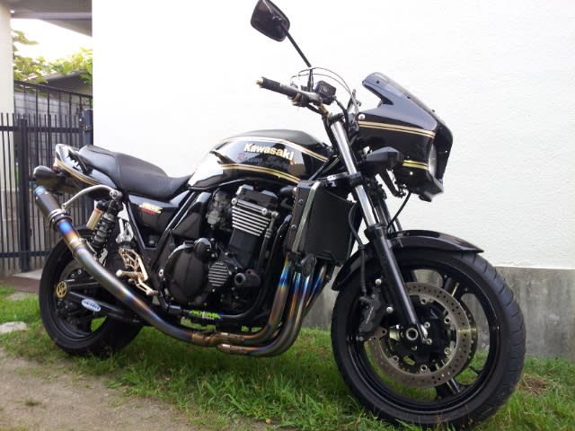 zrx1200rおひさ～のカスタム！アンダーカウルカーボン