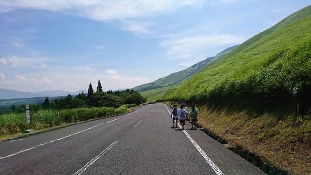 ２日目九重の活動 おにぎり山へ かったかくんのホームページ