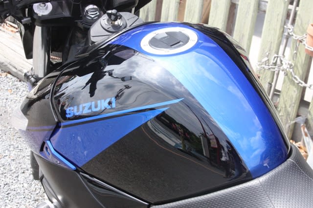 気質アップ スズキGSR400のオールペイントです。 - ドリーム商會ブログ パーツ