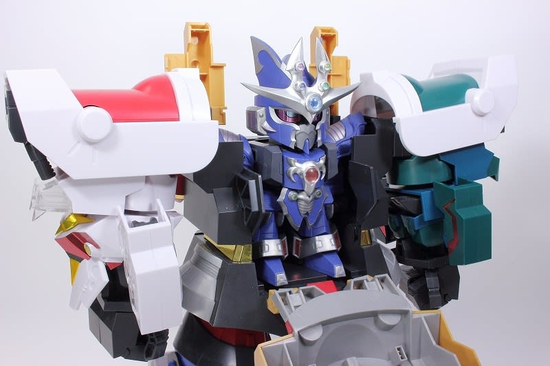 元祖SDガンダム 闇機甲神ガンジェノサイダー - 城西ドンガルドン 元祖SDガンダム 闇機甲神ガンジェノサイダー - 城西ドンガルドン