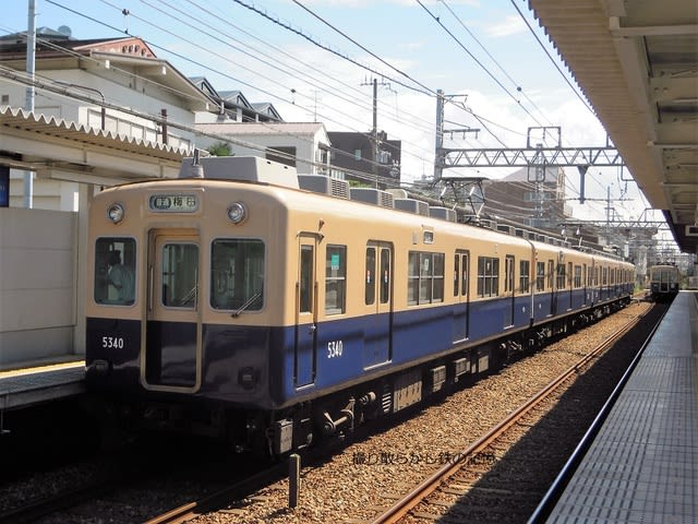 阪神 打出(2010.7.17) 青胴車 5314、5340 並び