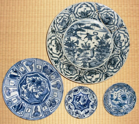 2024高い素材  古染付 芙蓉手花鳥紋大皿 - 夜噺骨董談義 工芸品
