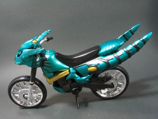 魂ウェブ商店限定　S.H　フィギュアーツ　ギルスレイダー Amazon.co.jp: 魂ウェブ商店限定 S.H フィギュアーツ ギルス