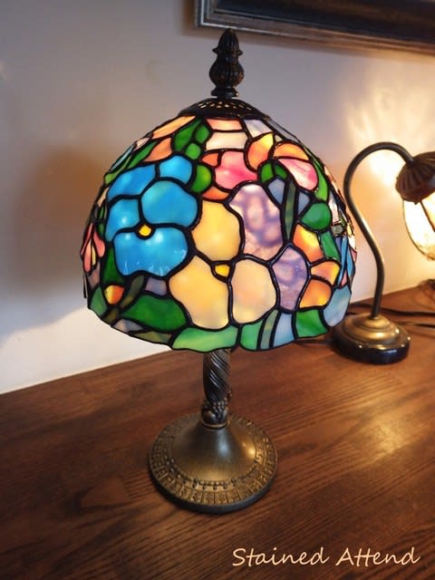 海外並行輸入正規品 パンジーのティファニーランプ (05/17) Glass Stained - 照明器具