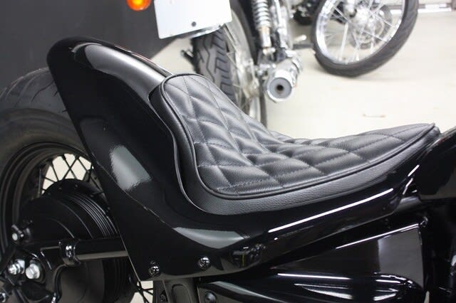 SaddleMen レネゲード-LS ソロシート ブラック 2018〜2024 FXBR