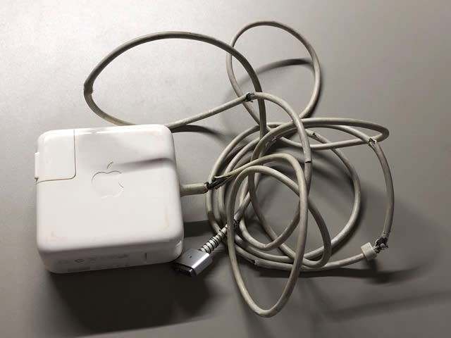 電源アダプタ 純正 包む 充電器 MacBook 電源アダプタ 純正 包む 充電器 MacBook