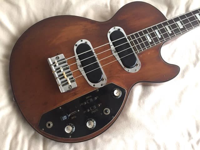 Gibson Les Paul Triumph Bass On Bass