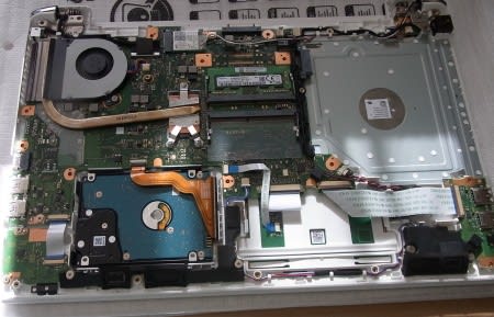 Dynabook T65/H 起動に時間がかかる→SSDに換装しました Dynabook T65/H 起動に時間がかかる→SSDに換装しました