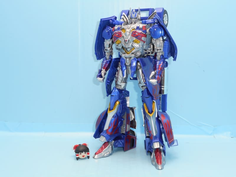 TFロストエイジ リーダークラス アーマーナイトオプティマス TFロストエイジ リーダークラス アーマーナイトオプティマス
