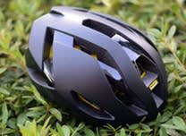 mavic comete ultimate ヘルメットを入荷しました。 - PUNTO mavic comete ultimate ヘルメットを入荷しました。 - PUNTO