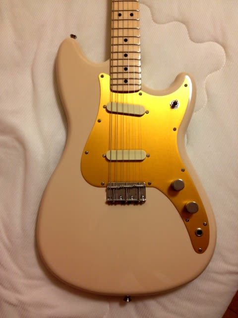 Fender Duo Sonic 1996年製買取りました。デジマートにて