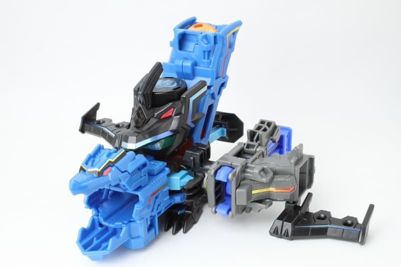 キャップ革命ボトルマン 黒龍王G - 城西ドンガルドン キャップ革命ボトルマン 黒龍王G - 城西ドンガルドン