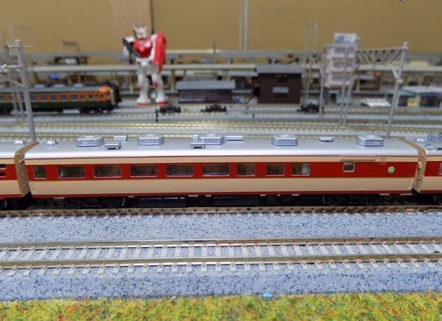 TOMIXの92787/92788と92762で纏めた485系特急電車(キロ TOMIXの92787/92788と92762で纏めた485系特急電車(キロ