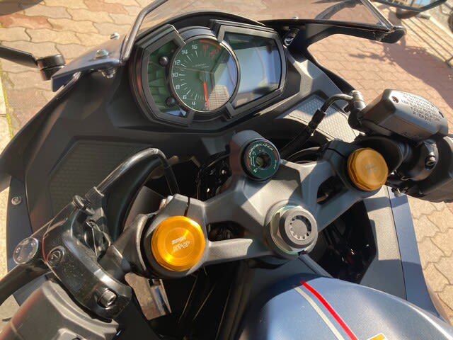 2022/2/25◇新色ブルー入荷！2022モデル「ZX-25R SE」！ - バイク屋まさやんの「できるだけ日記」