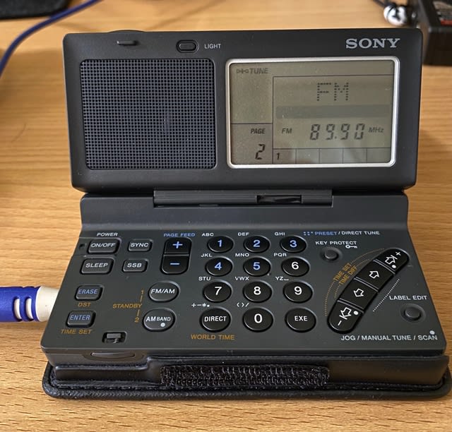 【爆買い！】 秋の夜長に聴く SONY Weblog Vic's - がやってきた。 ICF-SW100S ラジオ・コンポ