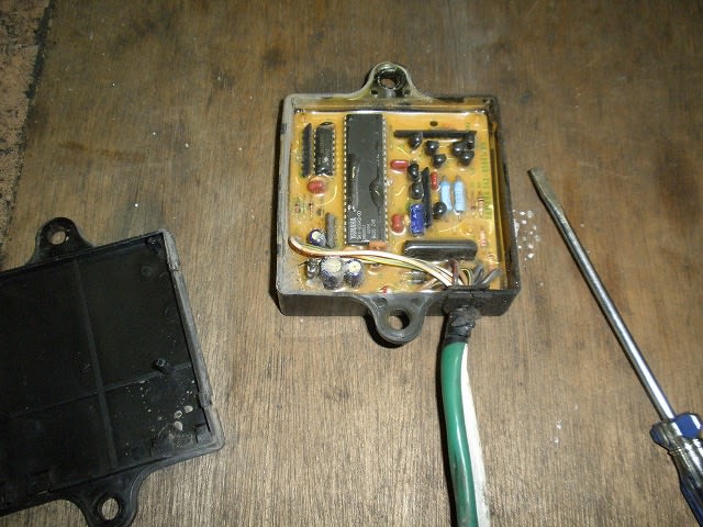 TZRのYPVSコントローラ修理 - ボロバイクを修理して乗るブログ