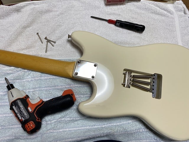 Fender CHAR MUSTANG 改造に挑戦 - おもちゃのまちの正太郎ブログ Fender CHAR MUSTANG 改造に挑戦 - おもちゃのまちの正太郎ブログ