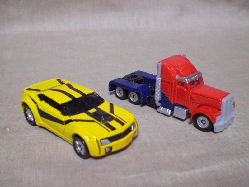 ドリームトミカ 147 トランスフォーマー オプティマスプライム