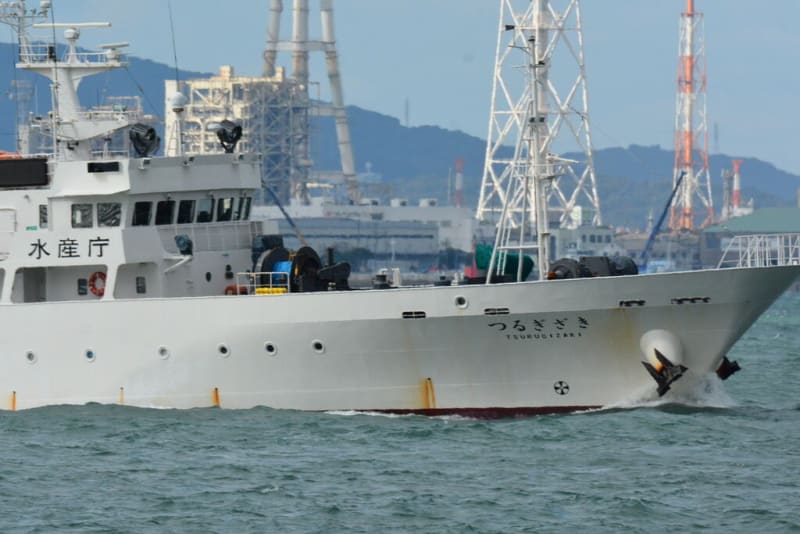 水産庁 漁業取締船 つるぎざき 傭船 航行姿 TK1-1403 - 船と 水産庁 漁業取締船 つるぎざき 傭船 航行姿 TK1-1403 - 船と