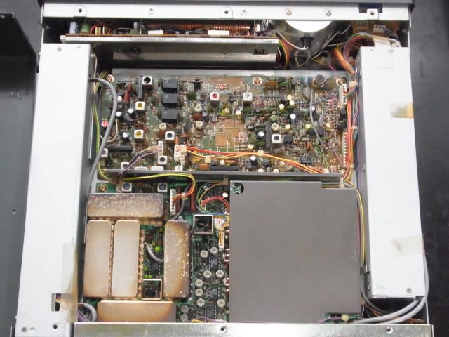 ICOM, IC-R7000 - テレビ修理-頑固親父の修理日記 ICOM, IC-R7000 - テレビ修理-頑固親父の修理日記