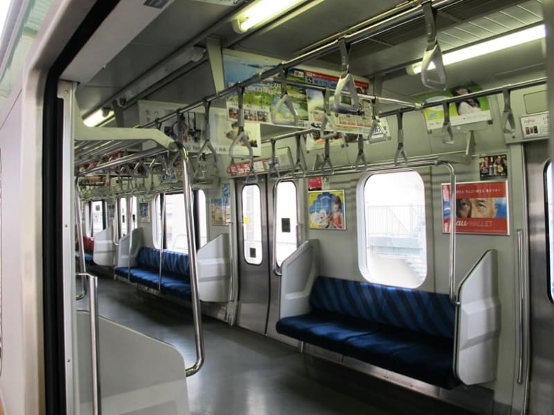 JR - JR東日本　横須賀・総武快速線　E217系【 客室内に設置されている案内表示器】 4K60P】JR横須賀・総武快速線E217系機器更新車(三菱IGBT-VVVF