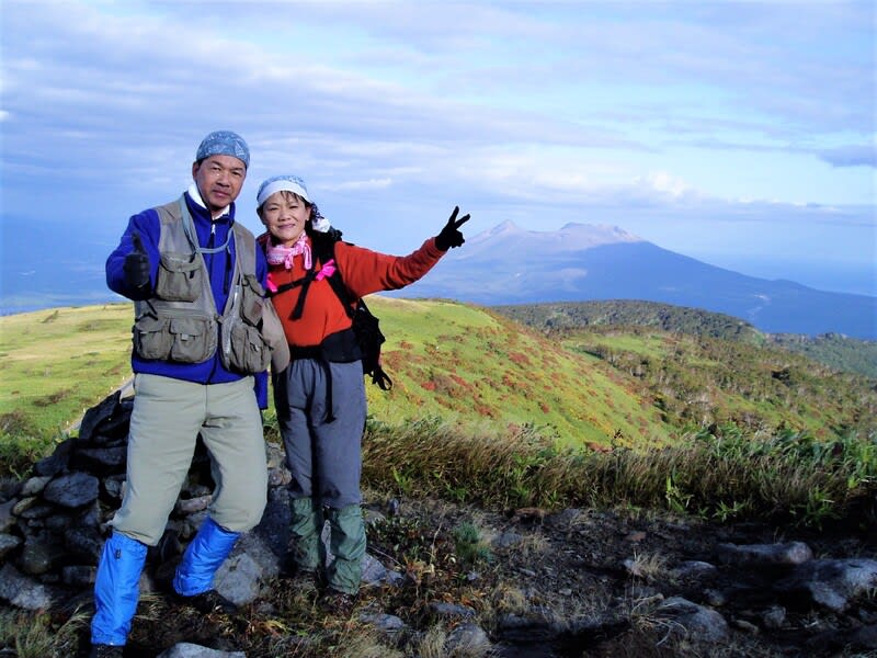 トップ 横津岳(1167m)～烏帽子岳(1078m)～袴腰岳(1108m) - エバ夫婦の山 アウトドア
