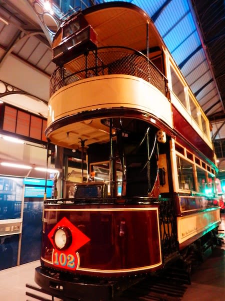 ロンドン交通博物館(london transport museum)へ - だから、ここ ロンドン交通博物館(london transport museum)へ - だから、ここ