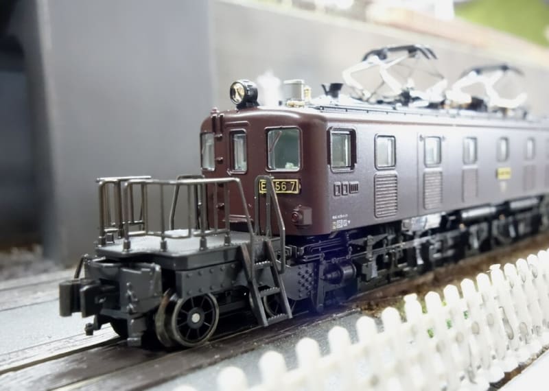 NゲージKato製 EF56 一次形の走行 - わくわくグランディ鉄道ランド