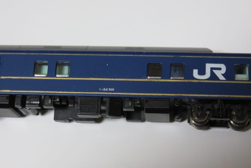 烏口で遊んでみる ジャンクのマイクロエース製マニ24 - 鉄道模型
